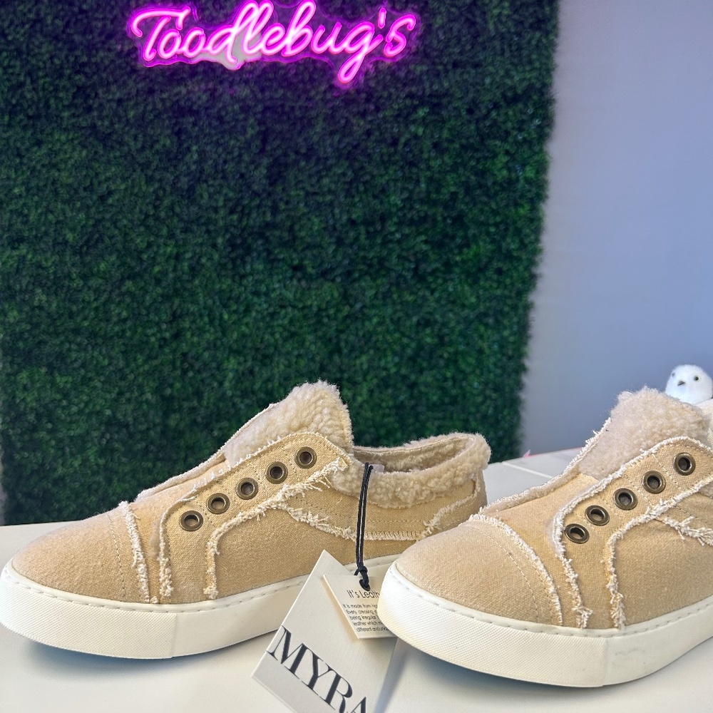 Myra Sneaker with Shearling Lining